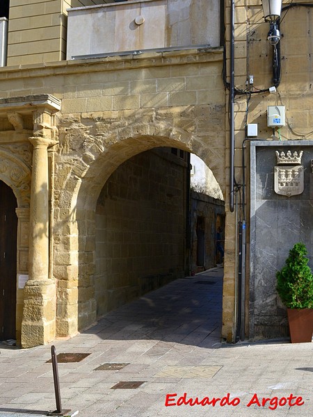 Puerta de San Bernardo